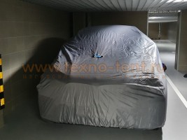 Стандартный тент на автомобиль BMW X6 с вышивкой, темно-серого цвета для защиты автомобиля от солнца и пыли. Изготовлен из ткани Оксфорд 240den используется на улице и в паркинге.