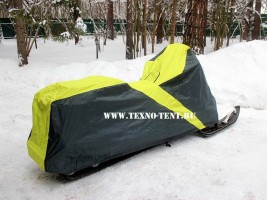 Двухцветный чехол для снегохода из ткани Оксфорд 240den из черно-жёлтого цвета. Изготавливался индивидуально под заказ.