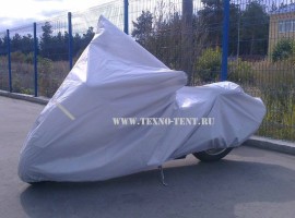Премиум чехол для мотоцикла Honda VTX 1800 светло-серого цвета, ткань Оксфорд 240den. Хорошее решение для защиты мотоцикла в летний и зимний период.