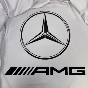 логотип mercedes на чехле логотип mercedes на чехле