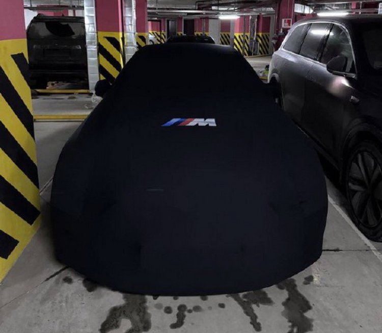 Эластичный тент-чехол для автомобиля BMW M4